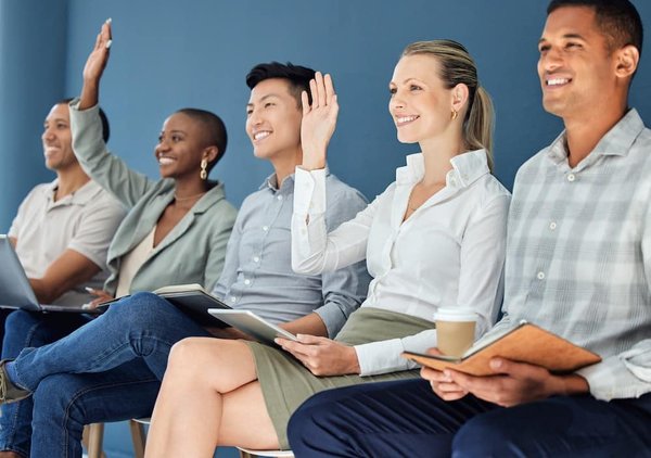 Quels programmes pour encourager les pratiques de démocratie directe et la consultation citoyenne sur des décisions locales importantes ?